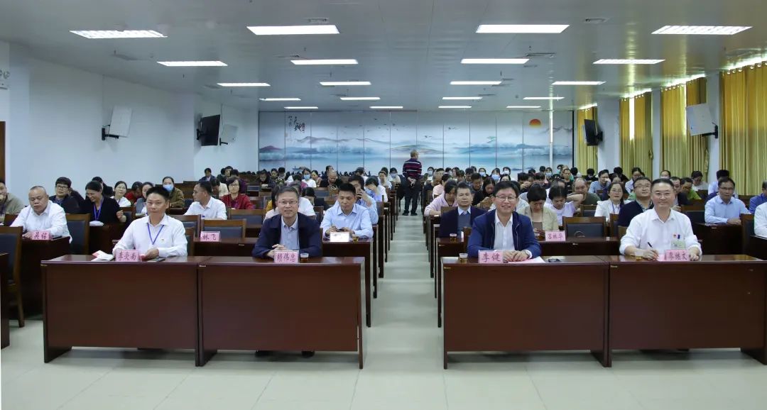 小妲己直播app
与宾阳县中医医院举行技术协作单位揭牌仪式