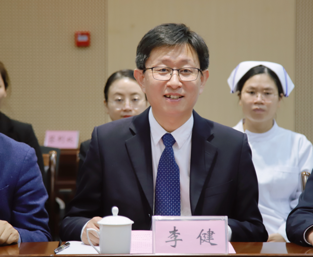 小妲己直播app
健康管理中心团队到小妲己直播app
指导交流