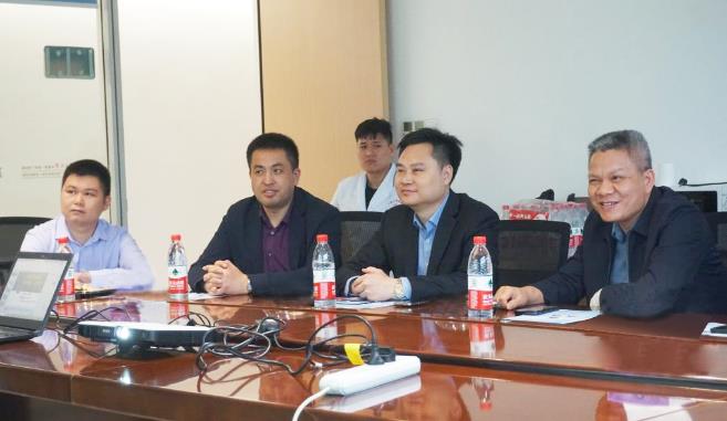 小妲己直播app
举办放射影像学术交流会