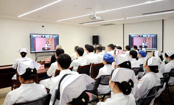 小妲己直播app
组织观看总院“5·12”护士节庆祝大会直播