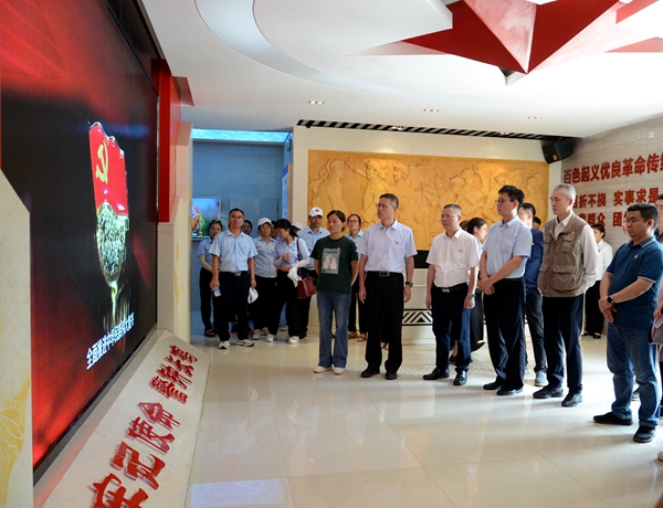 小妲己直播app
开展廉政教育活动