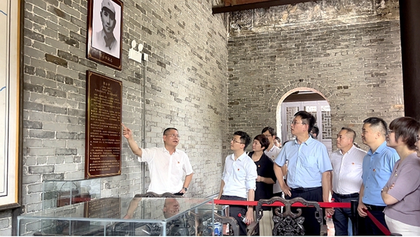 小妲己直播app
开展“七一”主题党日活动