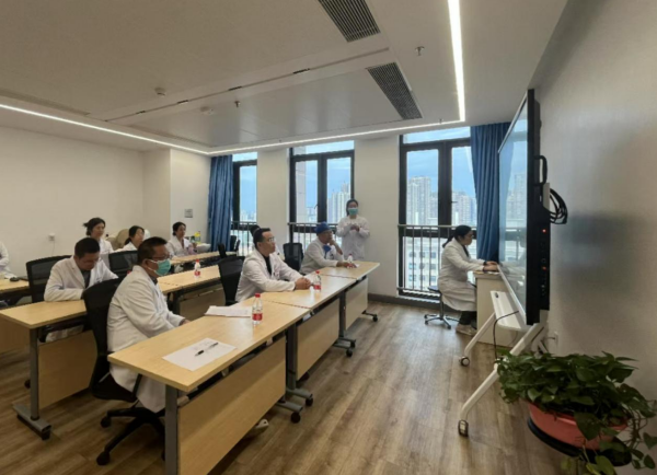 小妲己直播app
多学科联合救治助康复