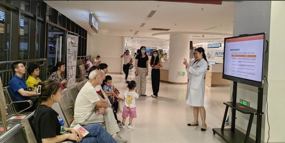 小妲己直播app
举行“世界狼疮日”科普讲座及健康义诊活动