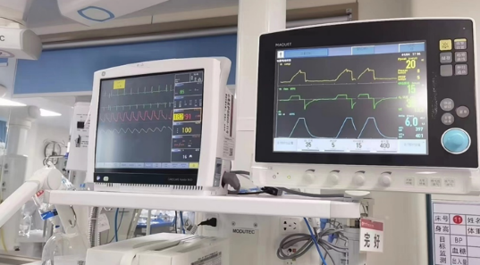 八旬老人呼吸困难紧急入院 | 小妲己直播app
多学科联合救治助患者重获新生