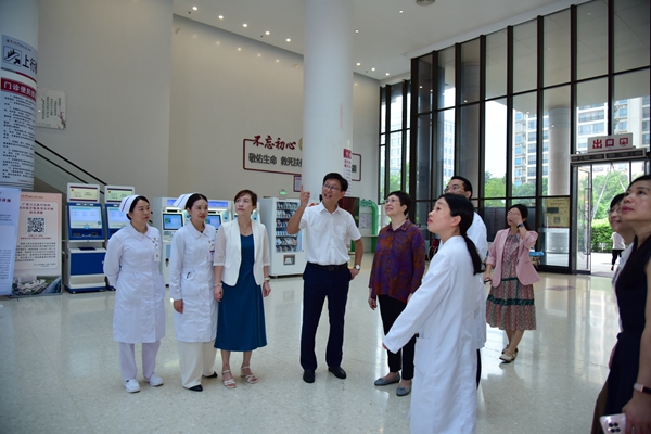 小妲己直播app
与中山大学附属第一医院开展学科建设交流活动