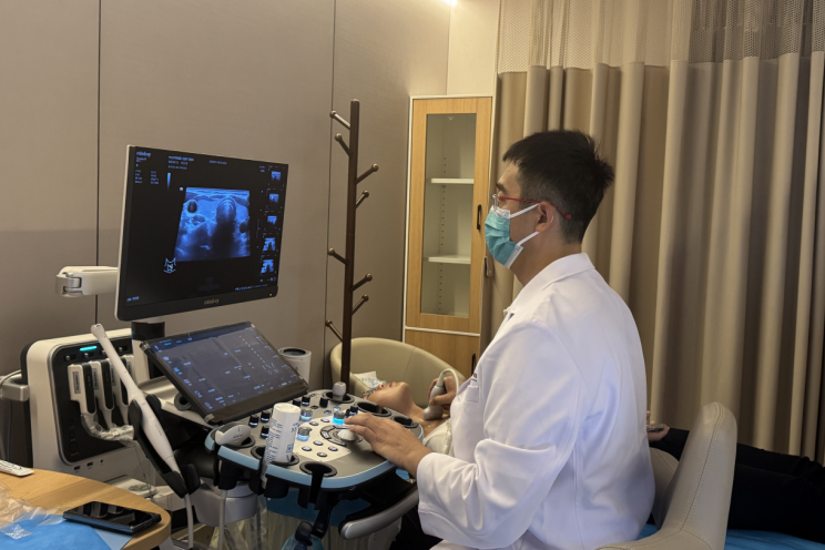 精准诊疗 护航健康 | 小妲己直播app
超声医学科专家助力守护甲状腺健康